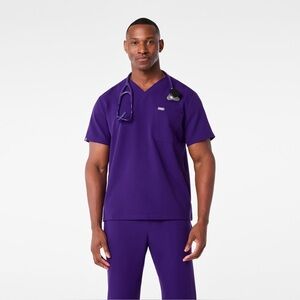 New FIGS Leon Three-Pocket Scrub Top‎ Purple Pulse Size Large